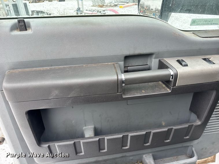 image for item EQ1031 2019 Ford F750 Super Duty box truck