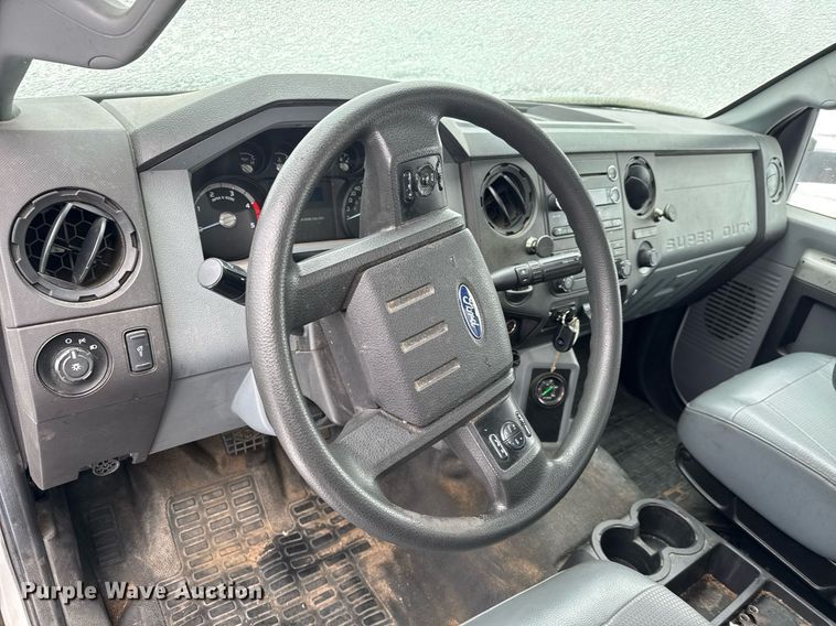 image for item EQ1031 2019 Ford F750 Super Duty box truck