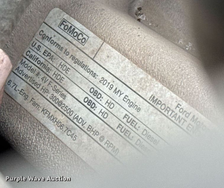 image for item EQ1031 2019 Ford F750 Super Duty box truck