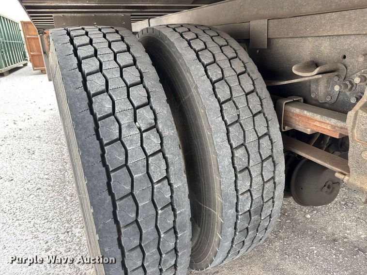 image for item EQ1031 2019 Ford F750 Super Duty box truck