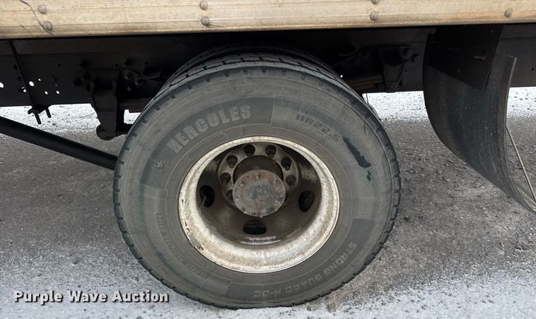 image for item EQ1031 2019 Ford F750 Super Duty box truck