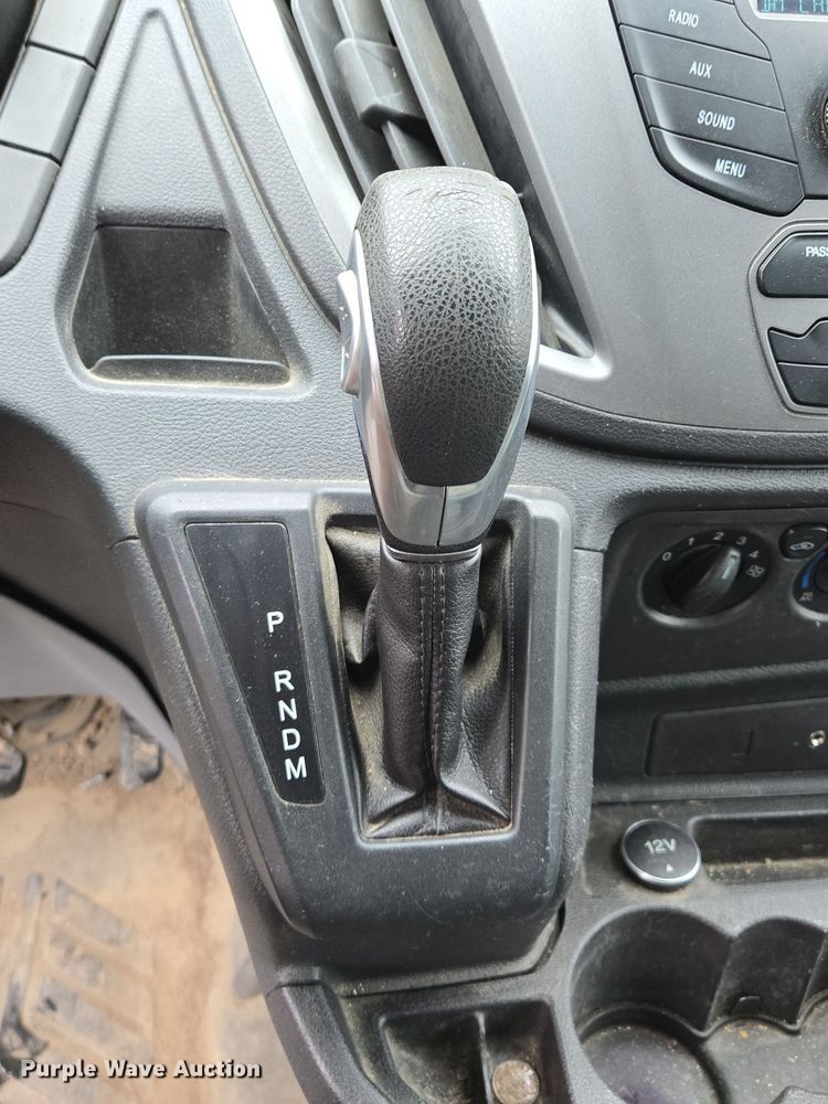 image for item EQ3945 2015 Ford Transit 250 van