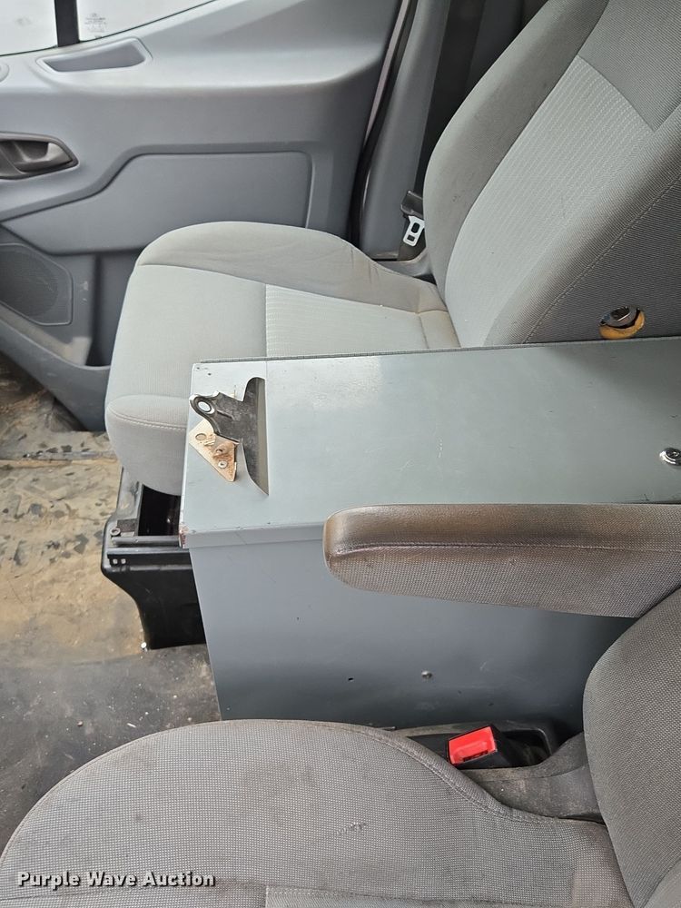image for item EQ3945 2015 Ford Transit 250 van