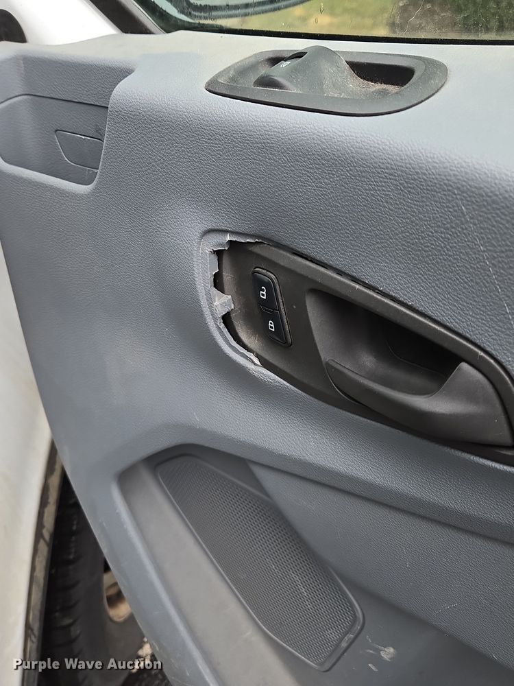 image for item EQ3945 2015 Ford Transit 250 van