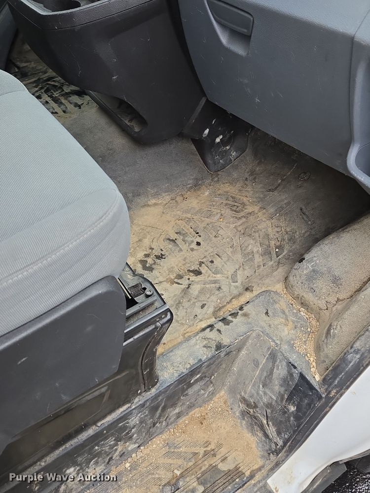 image for item EQ3945 2015 Ford Transit 250 van