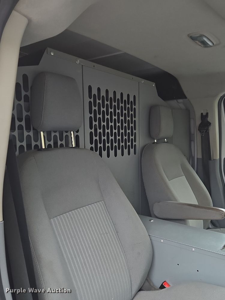 image for item EQ3945 2015 Ford Transit 250 van