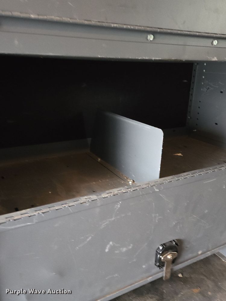 image for item EQ3945 2015 Ford Transit 250 van