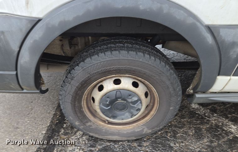 image for item EQ3945 2015 Ford Transit 250 van