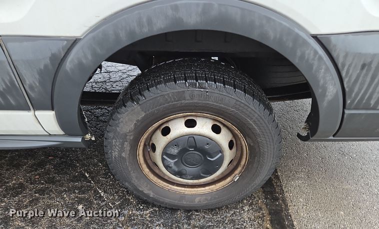 image for item EQ3945 2015 Ford Transit 250 van