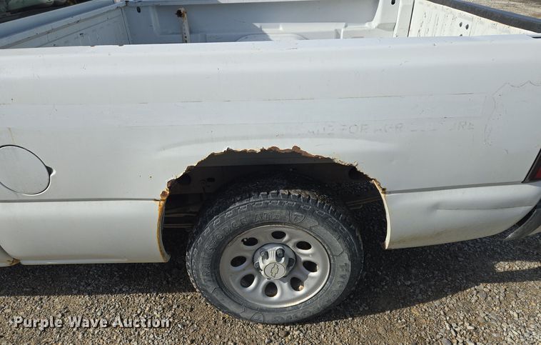image for item EQ3948 2006 Chevrolet Silverado 1500 Ext. Cab pickup truck