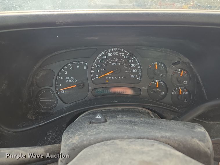 image for item EQ3948 2006 Chevrolet Silverado 1500 Ext. Cab pickup truck