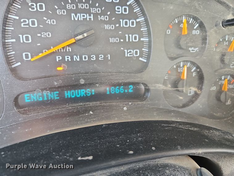 image for item EQ3948 2006 Chevrolet Silverado 1500 Ext. Cab pickup truck