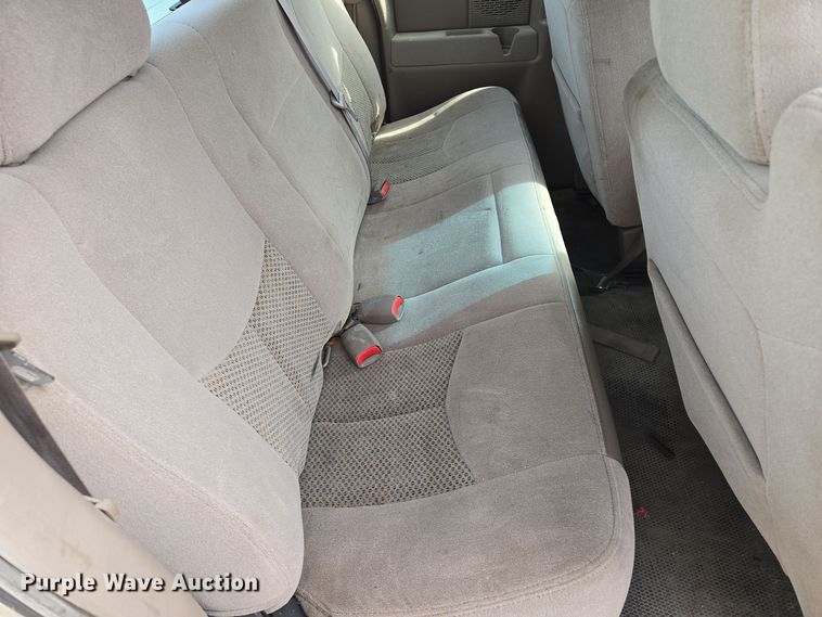 image for item EQ3948 2006 Chevrolet Silverado 1500 Ext. Cab pickup truck