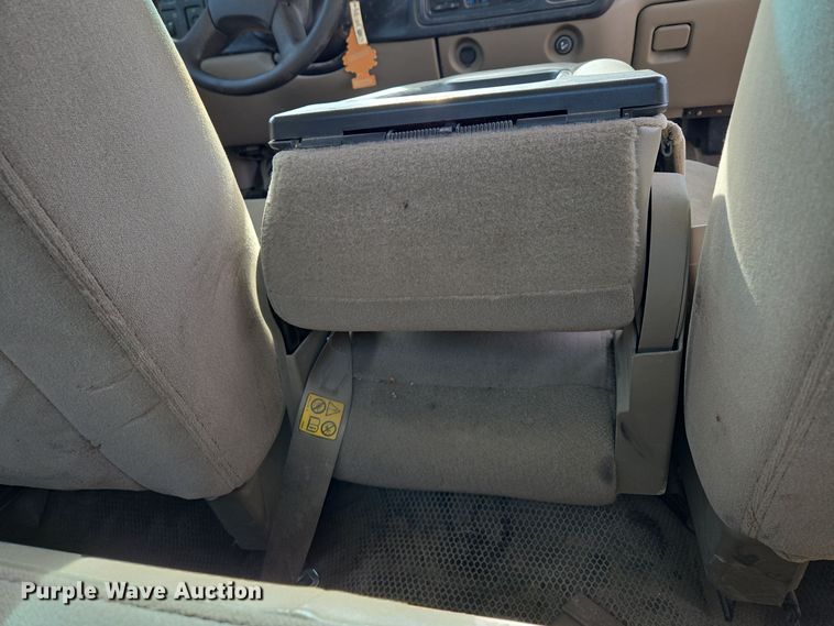 image for item EQ3948 2006 Chevrolet Silverado 1500 Ext. Cab pickup truck