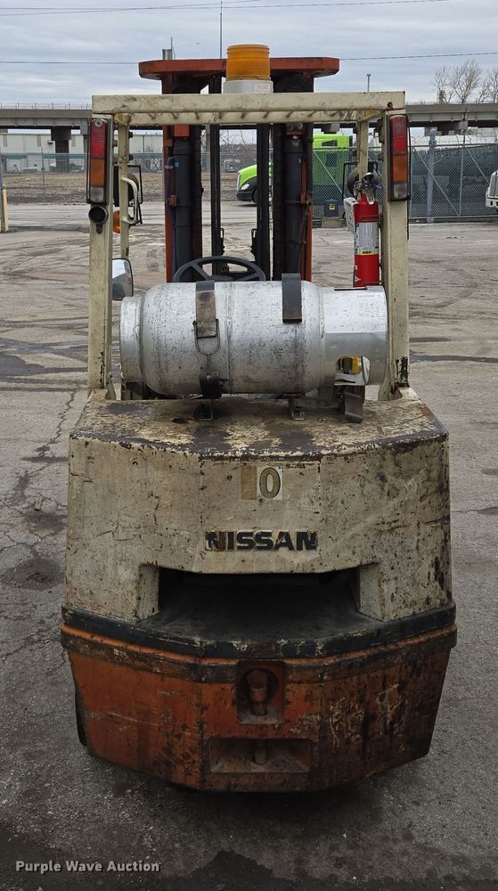 image for item EQ3954 Nissan CRGH02F35V forklift