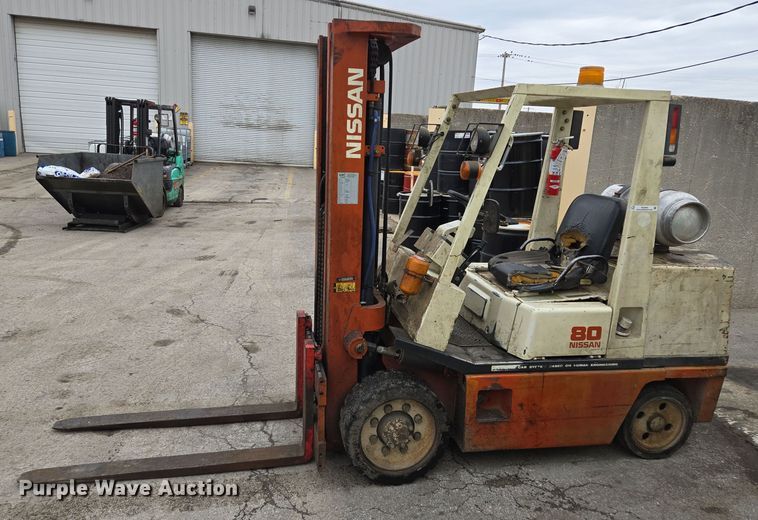 image for item EQ3954 Nissan CRGH02F35V forklift