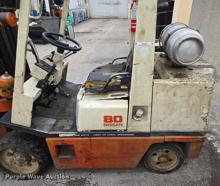 image for item EQ3954 Nissan CRGH02F35V forklift