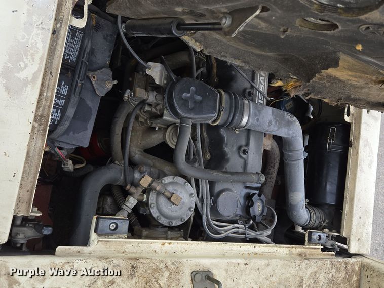 image for item EQ3954 Nissan CRGH02F35V forklift