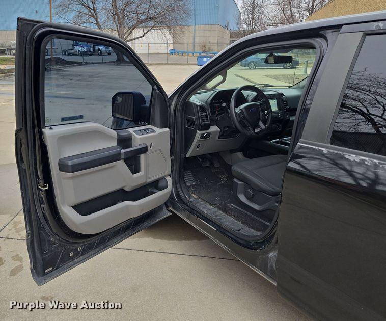 image for item EQ3955 2018 Ford F150 SuperCrew pickup truck