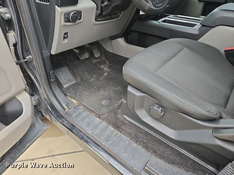 image for item EQ3955 2018 Ford F150 SuperCrew pickup truck