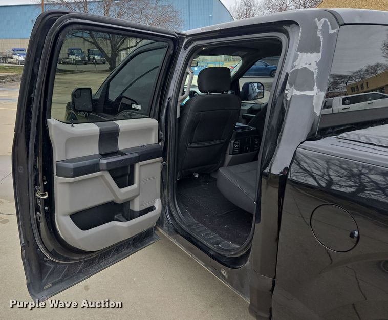 image for item EQ3955 2018 Ford F150 SuperCrew pickup truck