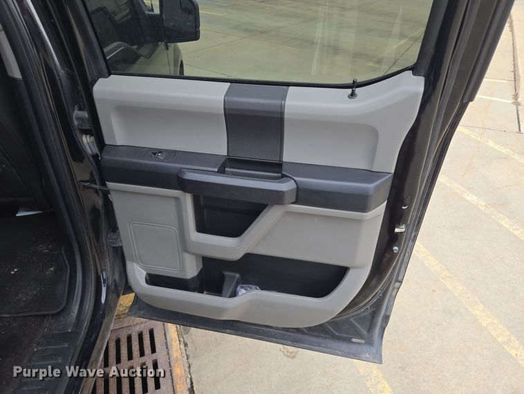 image for item EQ3955 2018 Ford F150 SuperCrew pickup truck