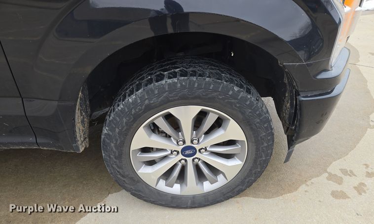 image for item EQ3955 2018 Ford F150 SuperCrew pickup truck