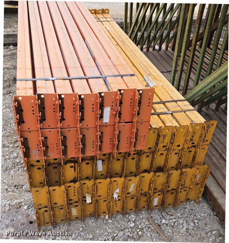 image for item EQ3963 Teardrop pallet racking 