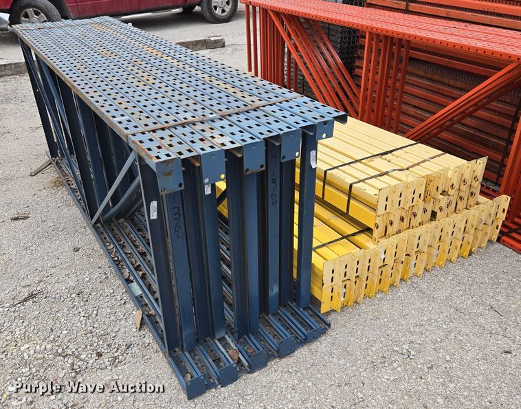 image for item EQ3965 T-Bolt pallet racking