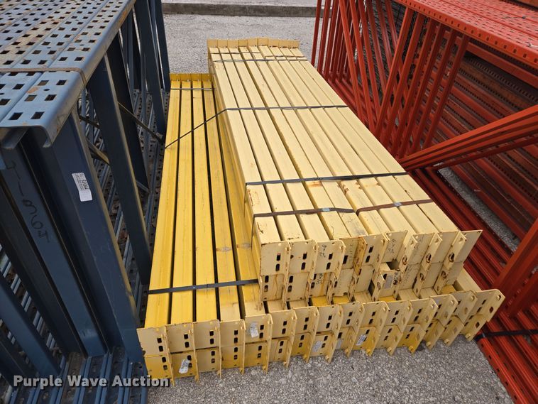 image for item EQ3965 T-Bolt pallet racking