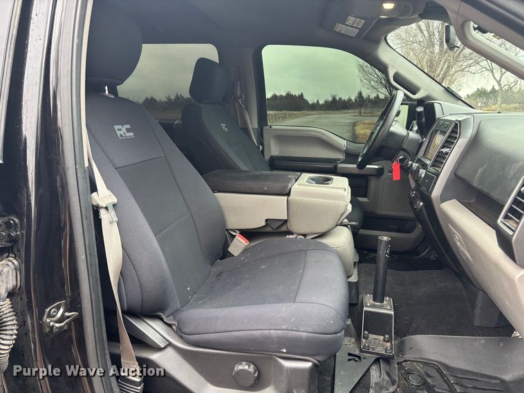 image for item ER1051 2019 Ford F150 SuperCrew pickup truck