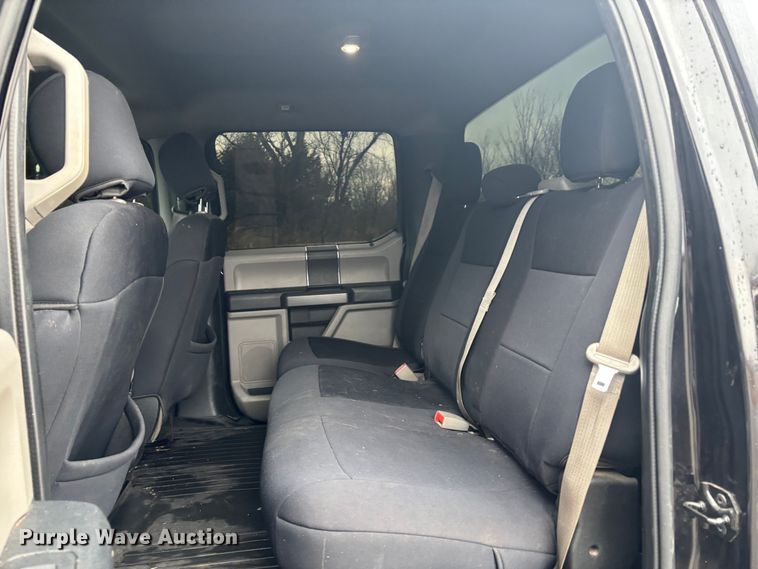 image for item ER1051 2019 Ford F150 SuperCrew pickup truck