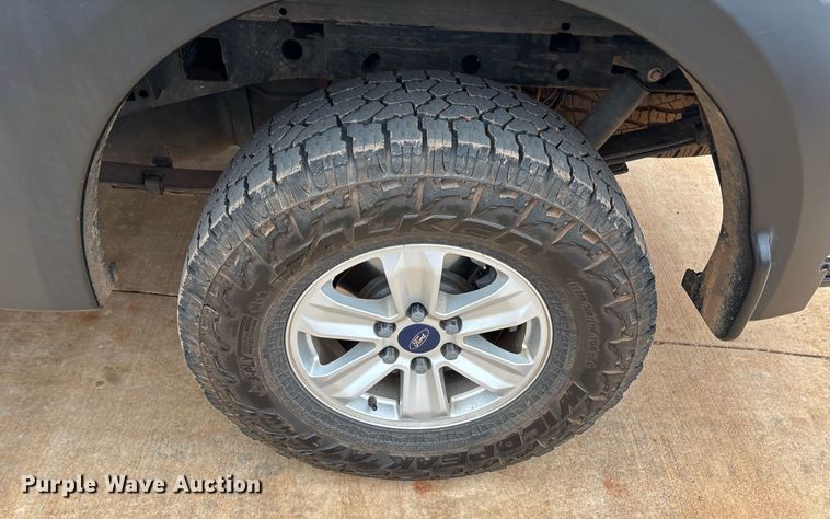 image for item ER1051 2019 Ford F150 SuperCrew pickup truck