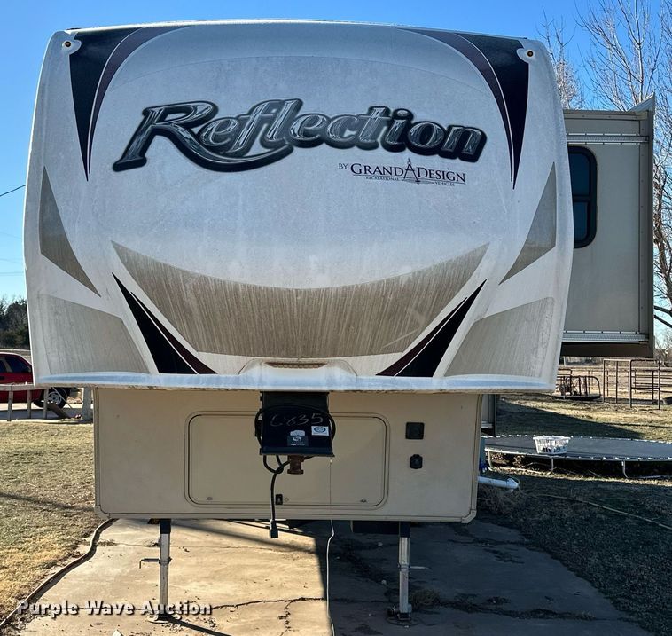 image for item ER4839 2016 Grand Design Reflection camper