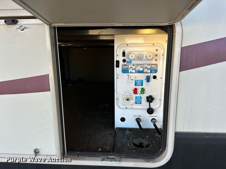 image for item ER4839 2016 Grand Design Reflection camper