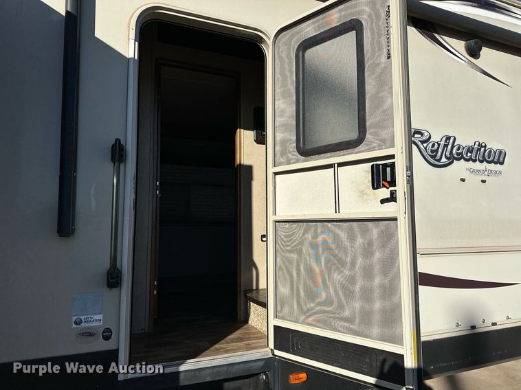 image for item ER4839 2016 Grand Design Reflection camper