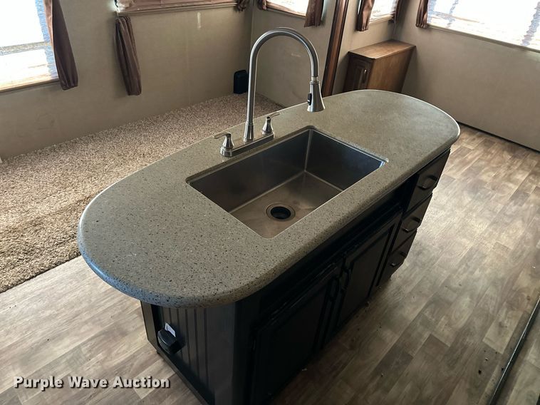 image for item ER4839 2016 Grand Design Reflection camper