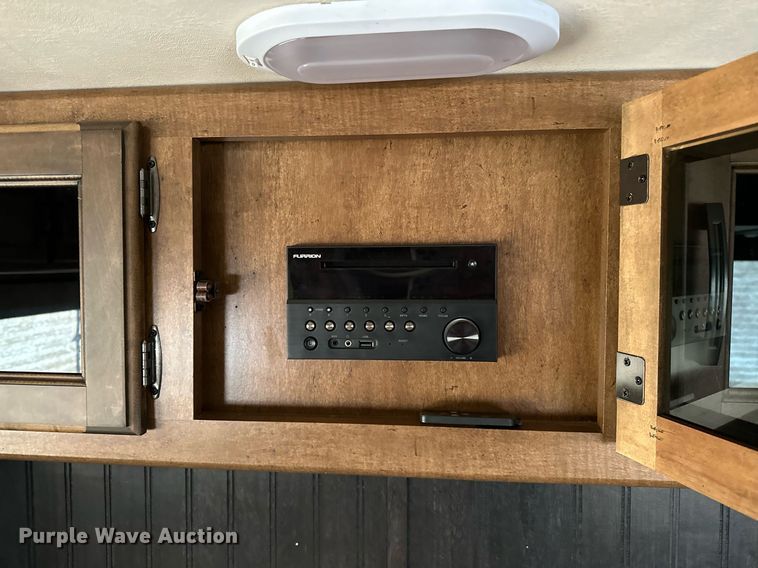 image for item ER4839 2016 Grand Design Reflection camper