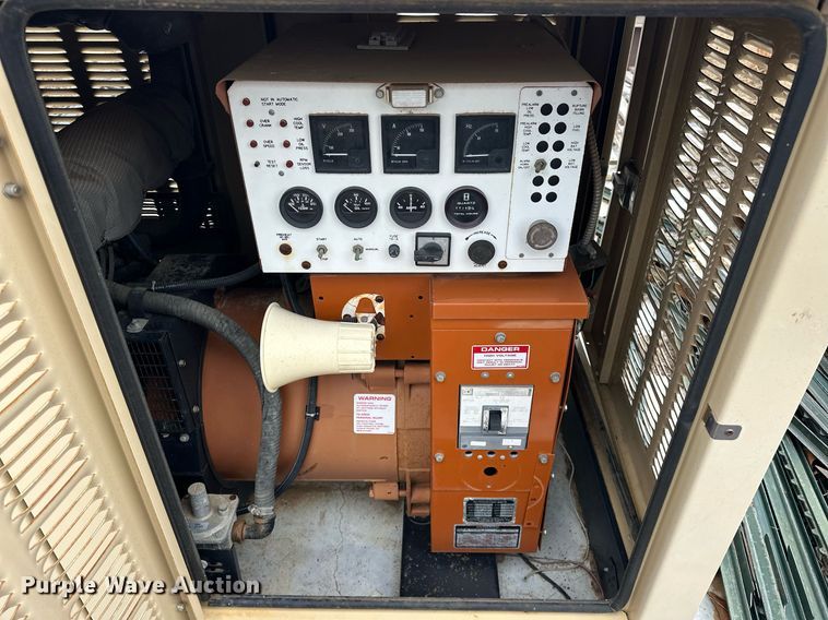 image for item ER4938 2000 Generac 2000 Series generator