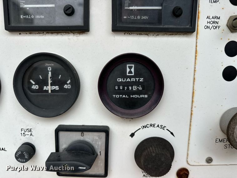 image for item ER4938 2000 Generac 2000 Series generator