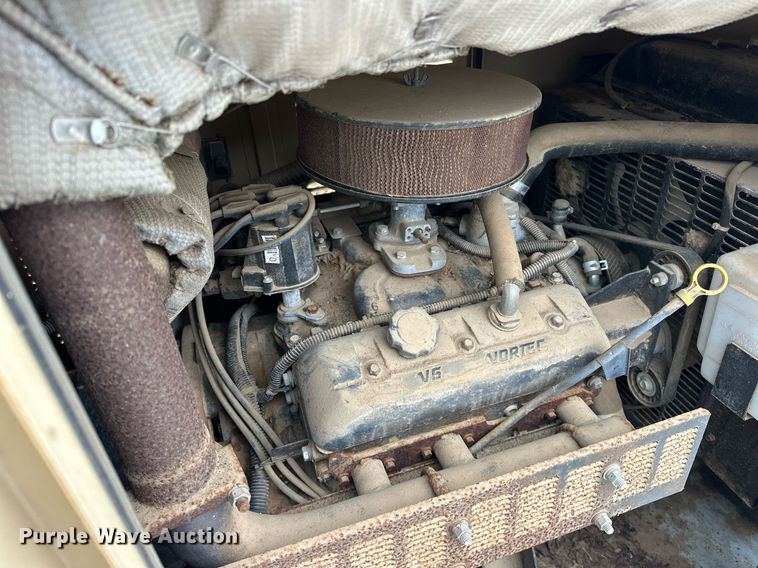 image for item ER4938 2000 Generac 2000 Series generator