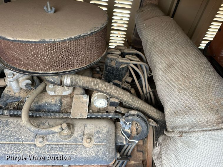 image for item ER4938 2000 Generac 2000 Series generator