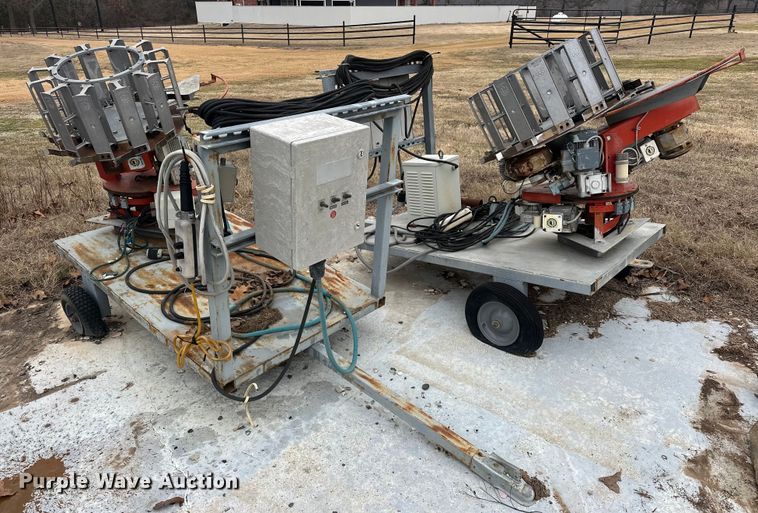 image for item ER4941 (2) Laporte clay target throwers