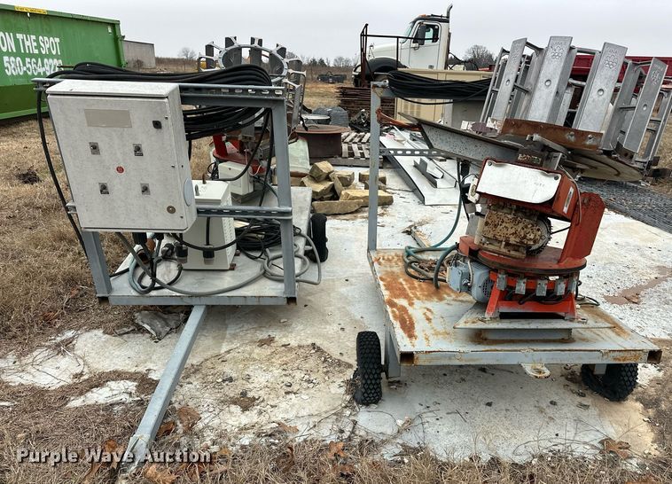 image for item ER4941 (2) Laporte clay target throwers