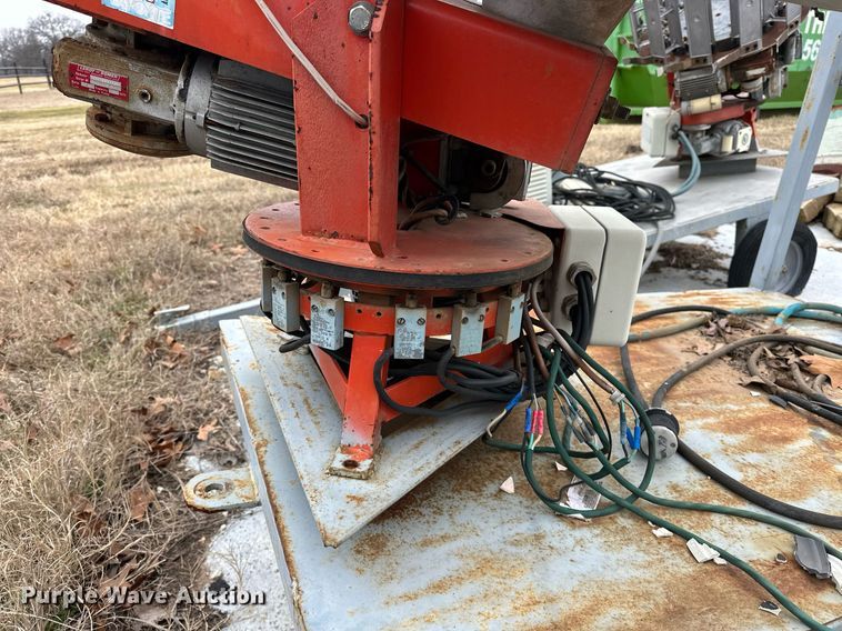 image for item ER4941 (2) Laporte clay target throwers