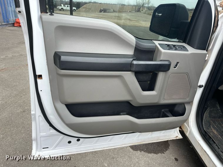 image for item ER4955 2018 Ford F150 SuperCrew pickup truck