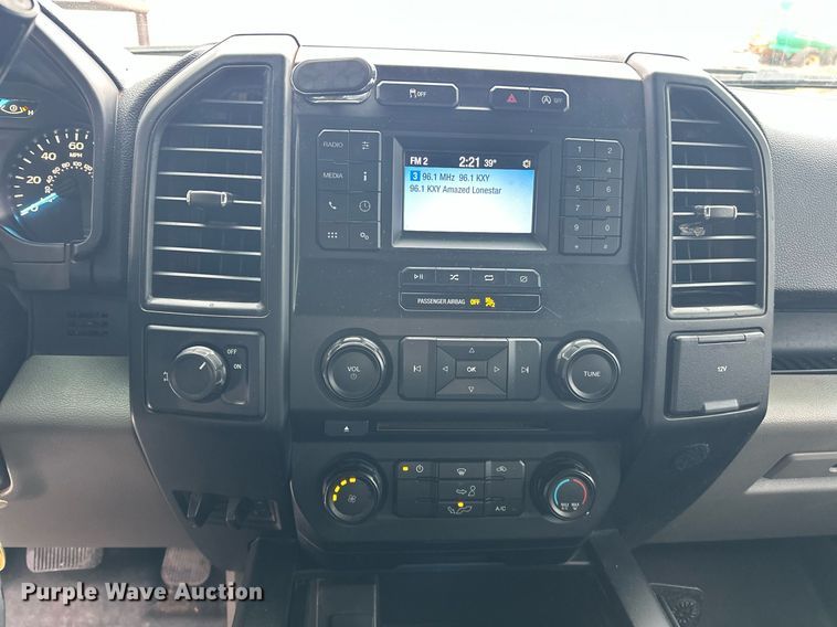 image for item ER4955 2018 Ford F150 SuperCrew pickup truck