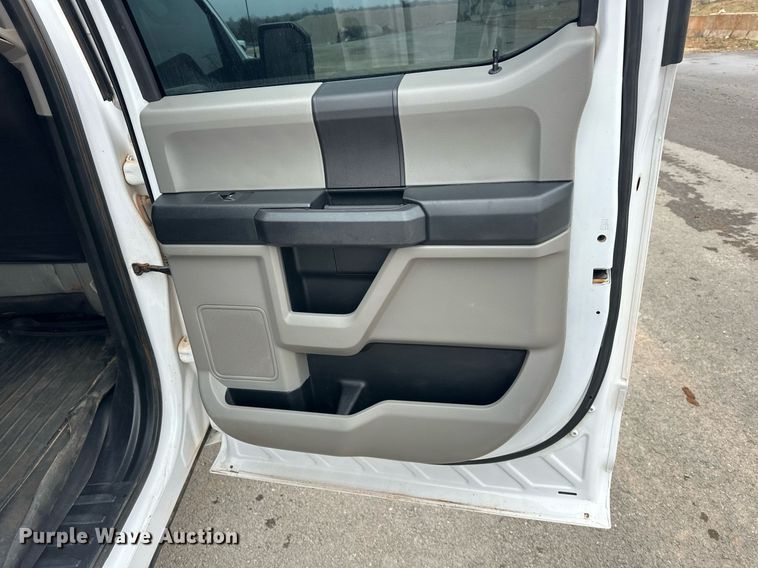 image for item ER4955 2018 Ford F150 SuperCrew pickup truck