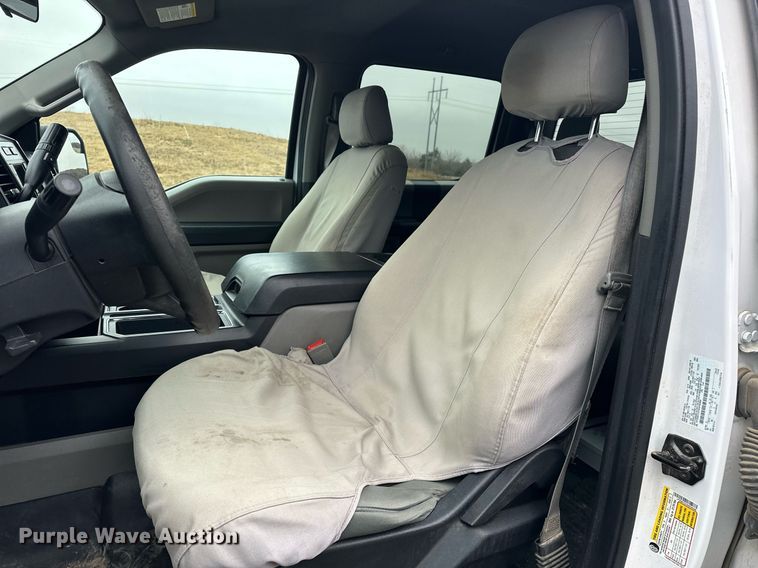 image for item ER4957 2019 Ford F150 SuperCrew pickup truck