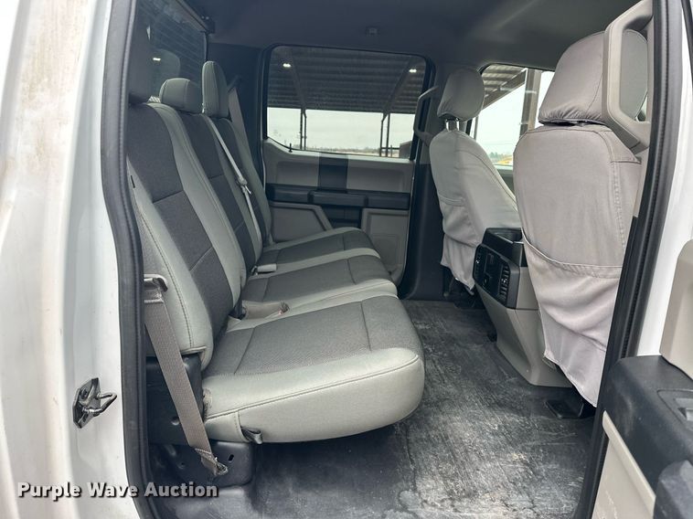 image for item ER4957 2019 Ford F150 SuperCrew pickup truck